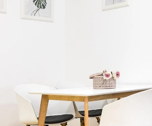 Appartamento Edf Aurea Y Edf Sarvacho
